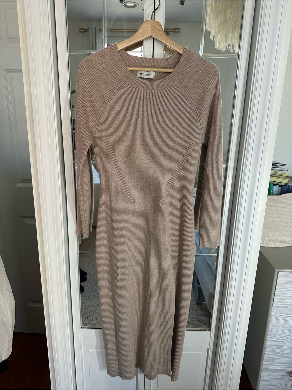 Abercrombie & Fitch Ribbed Knit Long Sleeve Midi Dress in Taupe